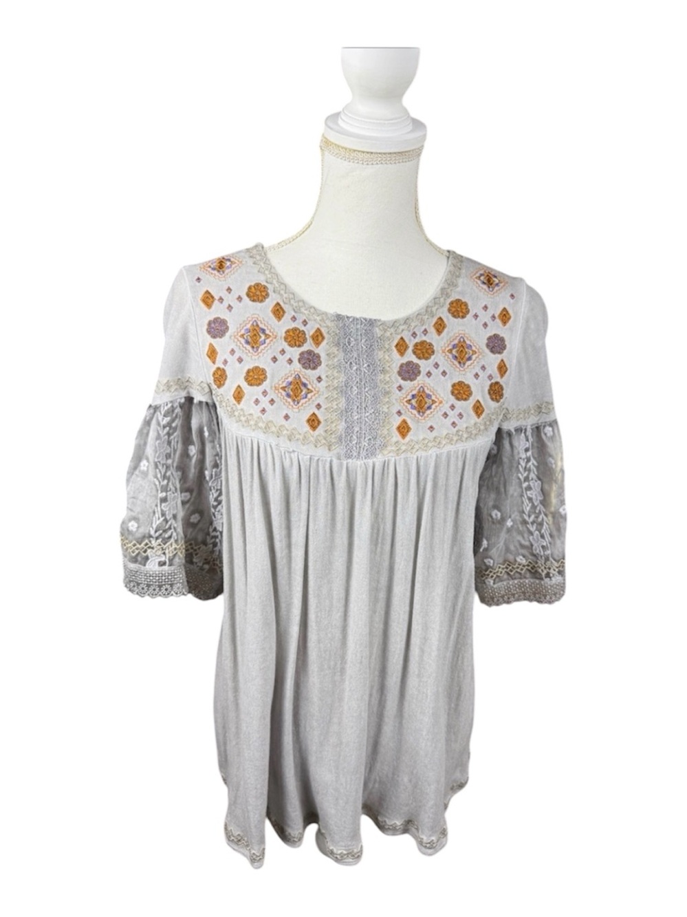POL Embroidered Boho Babydoll Tunic Light Grey